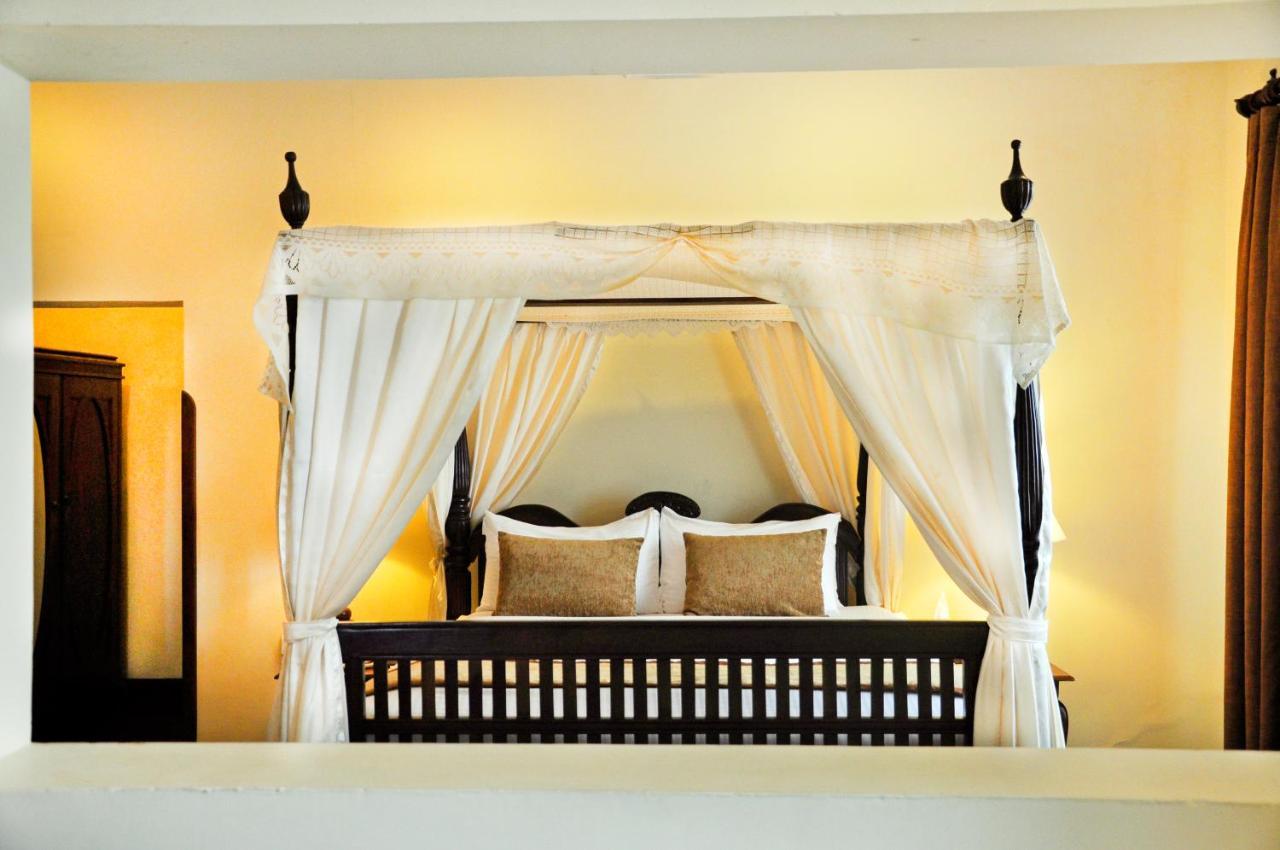 Mount Lavinia Hotel Dehiwala-Mount Lavinia Екстериор снимка